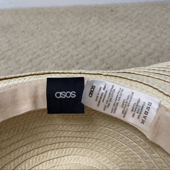 ASOS Womens Cream Wide-Brimmed Paper Straw Floppy Hat with Black Bow - Picture 2 of 2